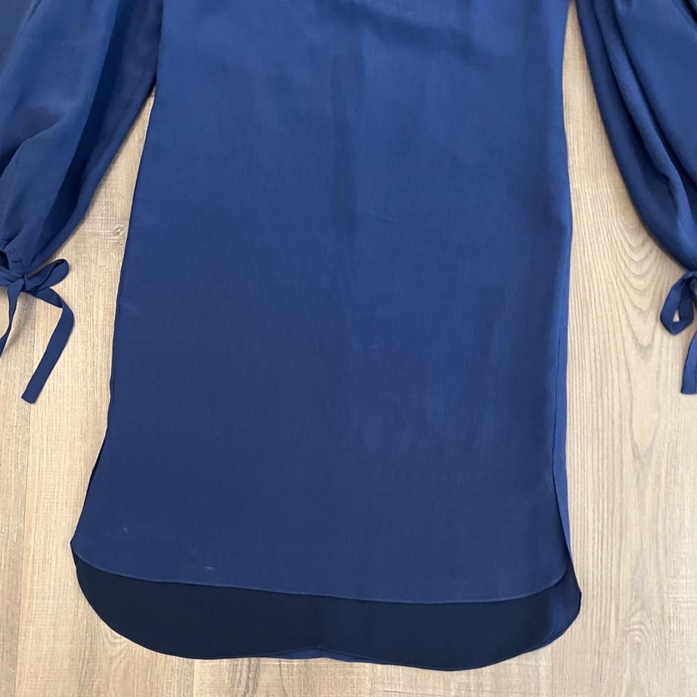 Hellessy Designer Silk Statement Sleeve Dress - image 4